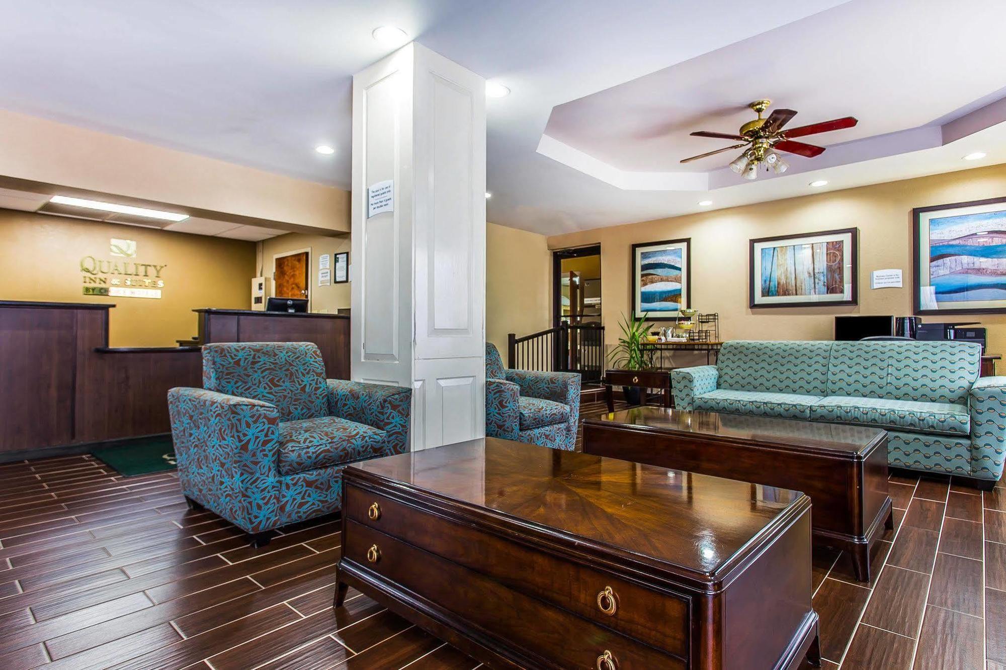 בנסאלם Quality Inn & Suites מראה חיצוני תמונה