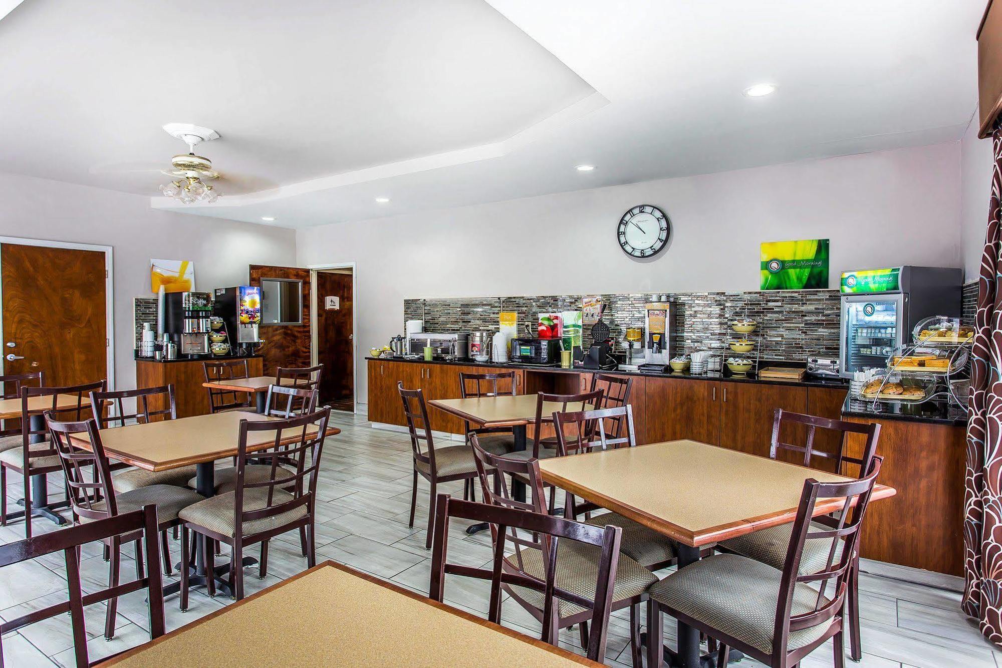 בנסאלם Quality Inn & Suites מראה חיצוני תמונה
